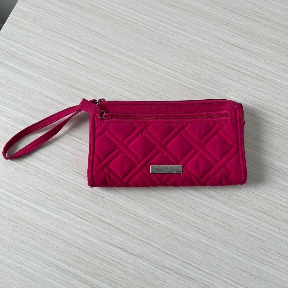 🔥Vera Bradley Wristlet